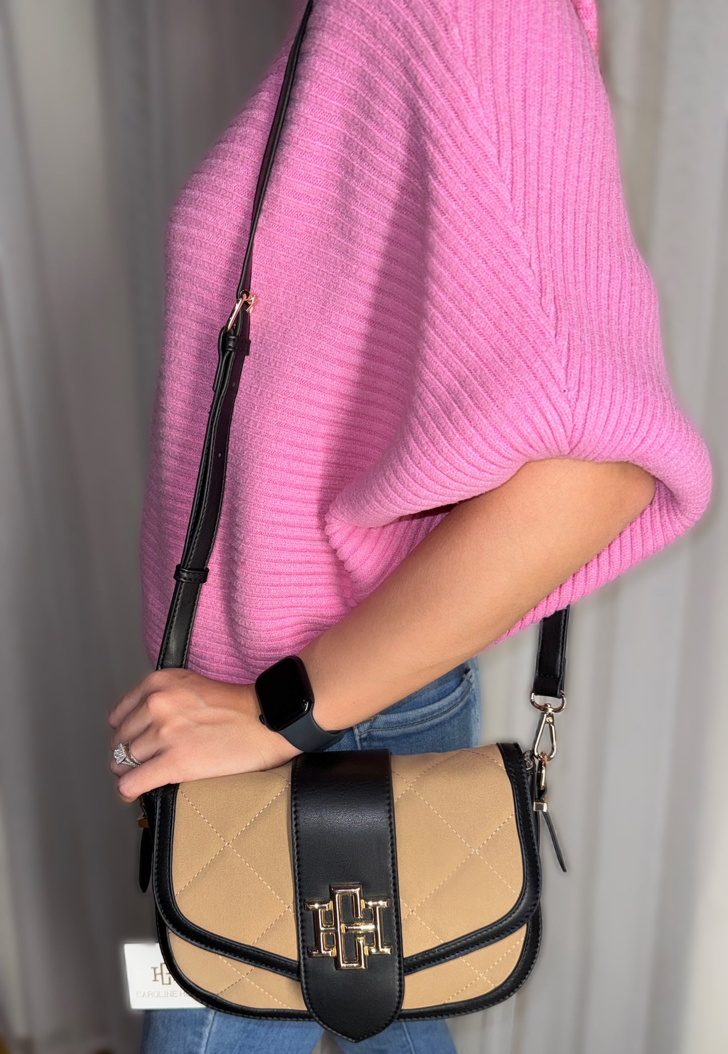 Griffin Crossbody Latte Black